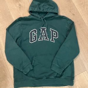 green gap sweatshirt